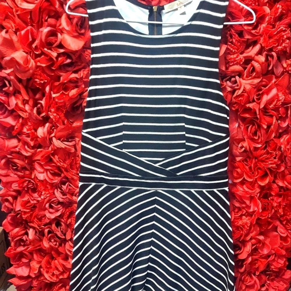 Rewind Juniors Medium Black & White Dress Black/White Horizontal Stripe